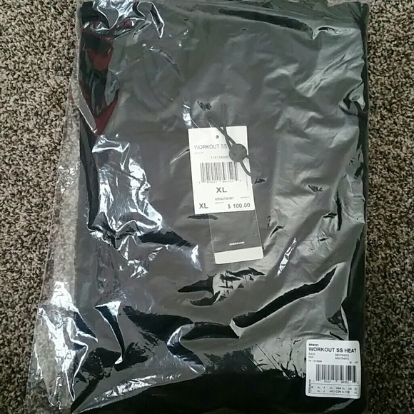 Men's Size XL Adidas Hooded workout Sweatshirt NWT - Picture 4 of 4